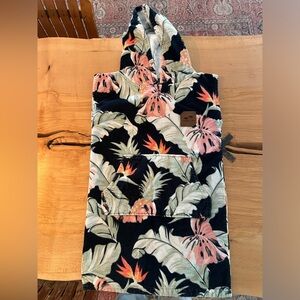 SlowTide kids surf poncho